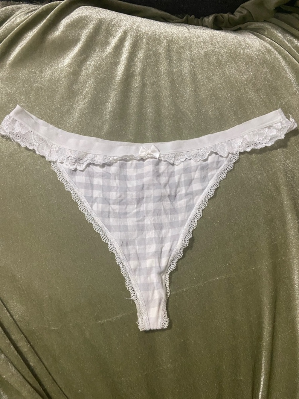 La Vie En Rose White Gingham Lace-Trim Thong